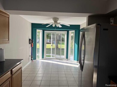 41567 SiMcOe Dr, Canton, MI 48188 - photo 6