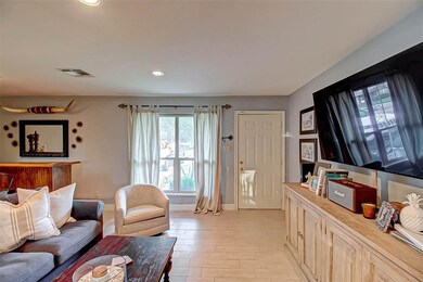 1709 Ronson Rd, Houston, TX 77055 - photo 7