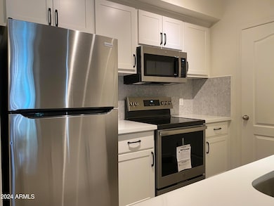 Biltmore Square Apartments unit 215, Phoenix, AZ 85016 - photo 4