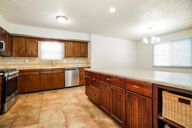 1668 Kildare Place, Columbus, OH 43228 - photo 7