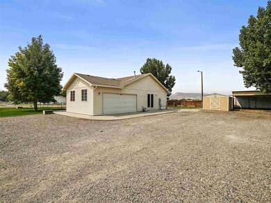 1331 13 3 10 Rd, Loma, CO 81524 - photo 2