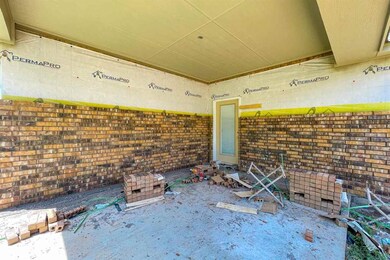 104 NW Elm Ave, Cache, OK 73527 - photo 7