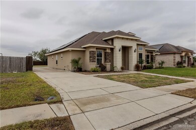 2617 Maria Luiza Dr, Edinburg, TX 78539 - photo 3