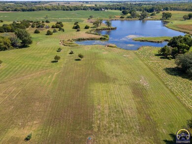 5900 SW Valencia Rd, Topeka, KS 66610 - photo 6