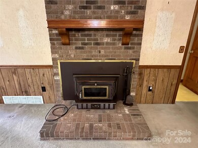 1633 Pepperidge Rd, Asheboro, NC 27205 - photo 5