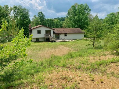 33440 Till Rd, Logan, OH 43138 - photo 5