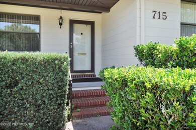 715 Acapulco Rd, Jacksonville, FL 32216 - photo 4