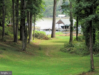 45105 Mill Creek Way, Hollywood, MD 20636 - photo 5