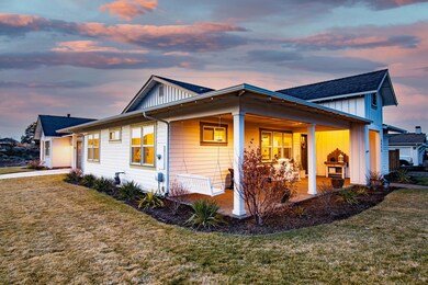 3573 SW 47th St, Redmond, OR 97756 - photo 3