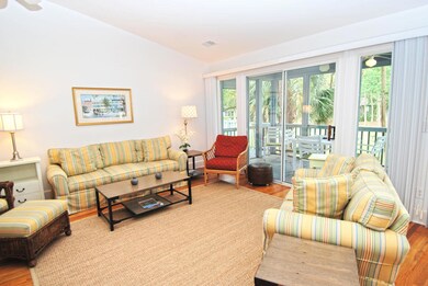 MLS_DSC_0232_living 3
