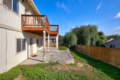 2046 SW 36th St, Redmond, OR 97756 - photo 4