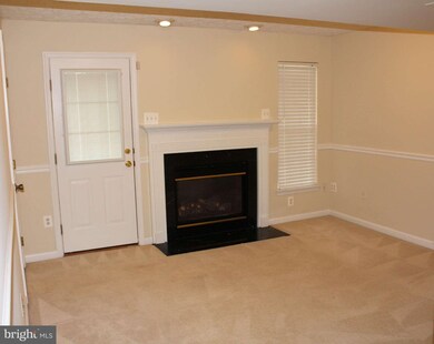 9747 Harvester Cir, Perry Hall, MD 21128 - photo 5