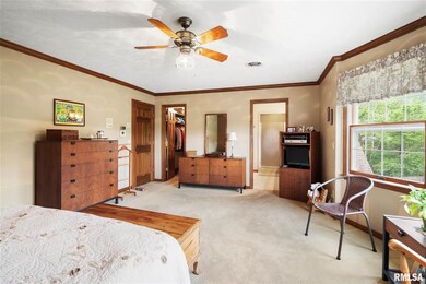 2121 New Castle Ct, Davenport, IA 52807 - photo 7