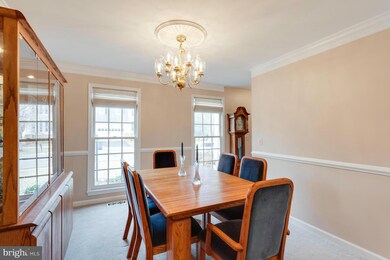 15391 Martins Hundred Dr, Centreville, VA 20120 - photo 2