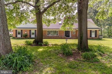 11440 Old Prospect Hill Rd, Glenn Dale, MD 20769 - photo 2