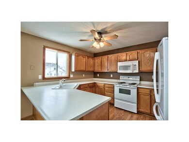 UNDER CABINET LIGHTING