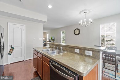 7319 Archsine Ln, Laurel, MD 20707 - photo 7