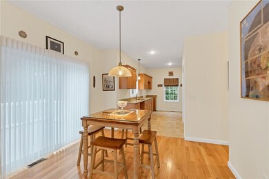 35 Chickadee Way unit 35, Killingly, CT 06241 - photo 6