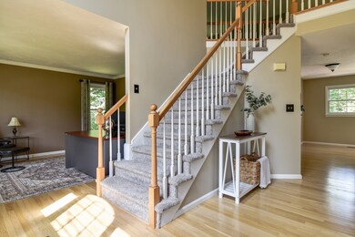 2 Cassandra Ln, Holliston, MA 01746 - photo 5