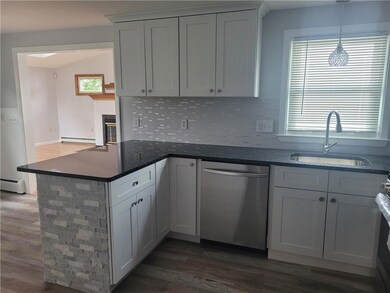 12 Pearl Ave, Cranston, RI 02905 - photo 7