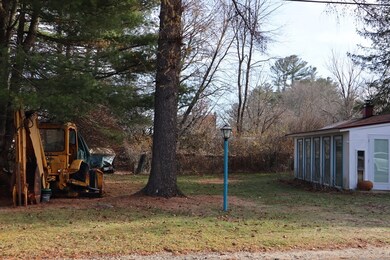 35 Red Brook Ln, Orange, MA 01364 - photo 4