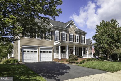 22115 Whisperhill Ct, Broadlands, VA 20148 - photo 2