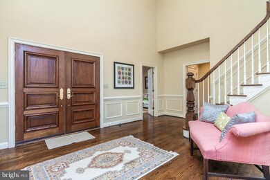 4 Padonia Woods Ct, Cockeysville, MD 21030 - photo 2