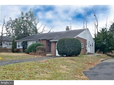 1010 W Heather Rd, Oreland, PA 19075 - photo 3