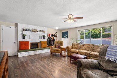 2048SEHamiltonLn-008