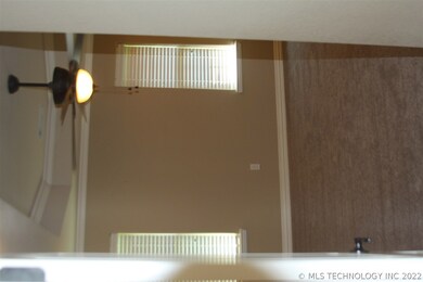 35946-6.JPG