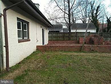 1526 Montgomery Rd, Wilmington, DE 19805 - photo 3