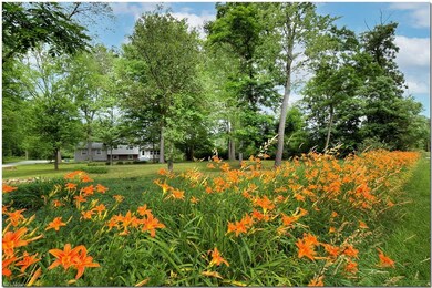 231 N Bissell Rd, Aurora, OH 44202 - photo 3