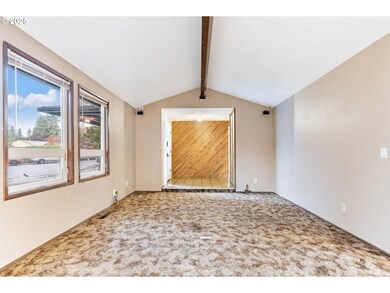 470 SW 194th Ct, Beaverton, OR 97006 - photo 7