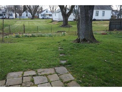 Spacious, fenced yard