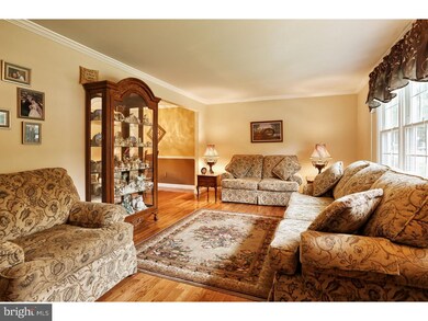 147 Fox Chase Dr, Delran, NJ 08075 - photo 5
