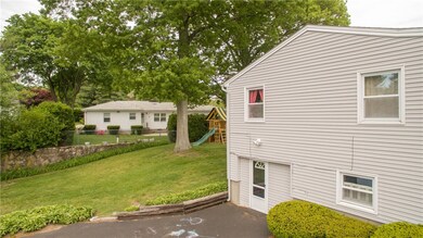 18 Candlewood Dr, Greenville, RI 02828 - photo 6