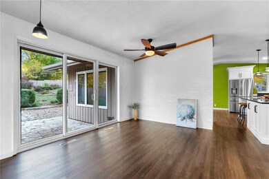 3732 Tanager Dr NE, Cedar Rapids, IA 52402 - photo 6