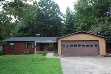 564 Hartness Rd, Statesville, NC 28677 - photo 2