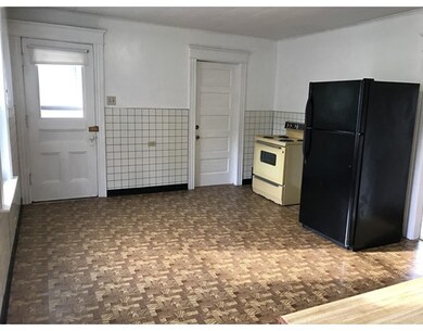 44 Church St unit 2, Easthampton, MA 01027 - photo 4