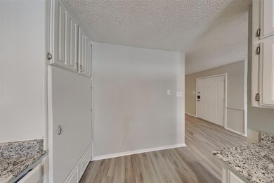 6420 Whitney Ct, North Richland Hills, TX 76182 - photo 5