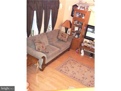 375 S 27th St, Camden, NJ 08105 - photo 5