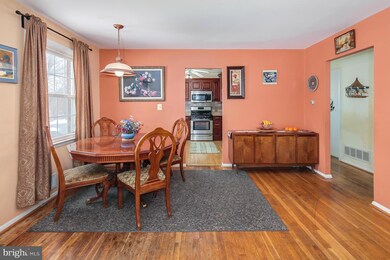 1003 Donington Cir, Towson, MD 21204 - photo 7