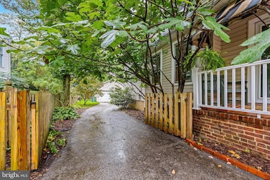 307 E Lake Ave, Baltimore, MD 21212 - photo 3