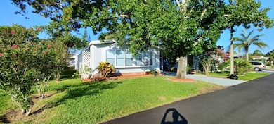 2160 Pebble Beach Blvd, Orlando, FL 32826 - photo 2