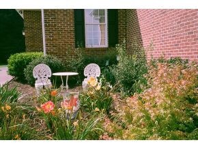 What a pretty setting