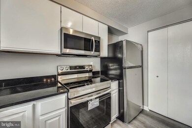 6714 Seat Pleasant Dr, Capitol Heights, MD 20743 - photo 7