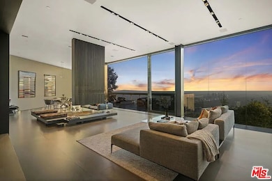 8790 Appian Way, Los Angeles, CA 90046 - photo 6