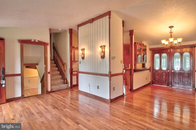 1491 Eden Dr, Frederick, MD 21701 - photo 4
