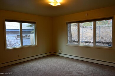 20150711214456943338000000-o