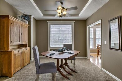 Chic Dining Room!